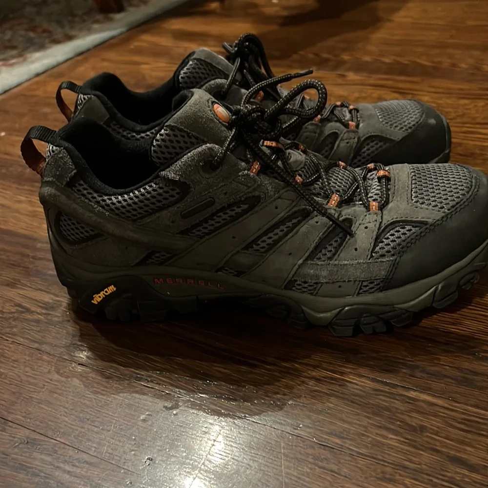 Merrell size 10 shoe - Picture 2 of 5